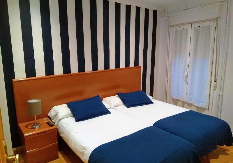 펜션 Aldatzeta Ostatua