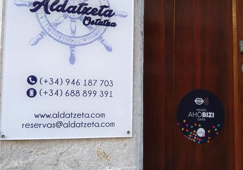 펜션 Aldatzeta Ostatua