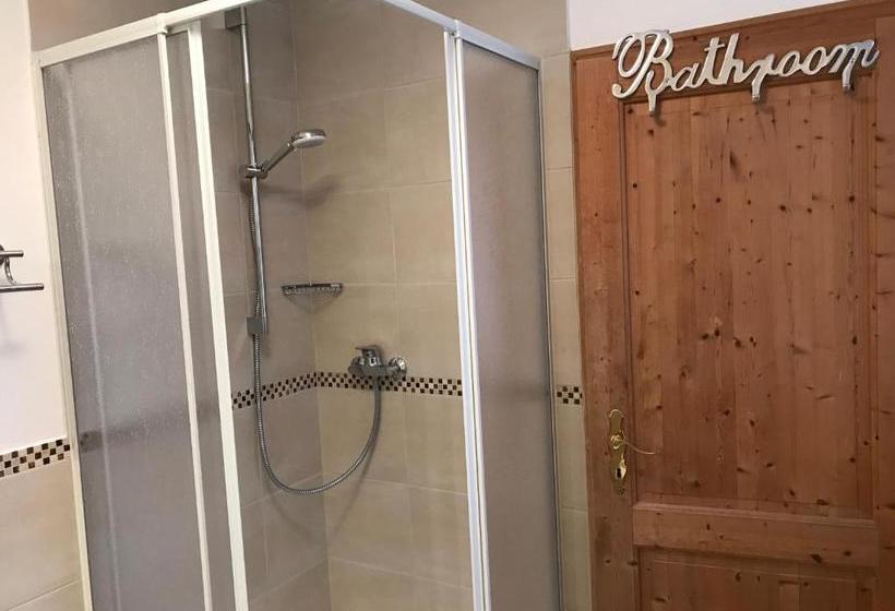 פנסיון Gästehaus Reiser