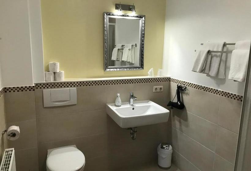 פנסיון Gästehaus Reiser