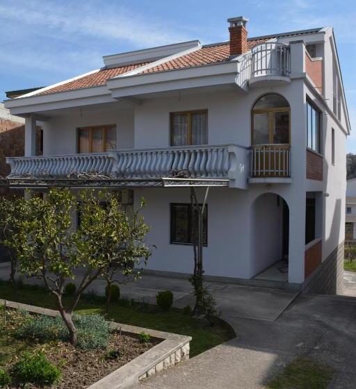 پانسیون Guesthouse Kodre