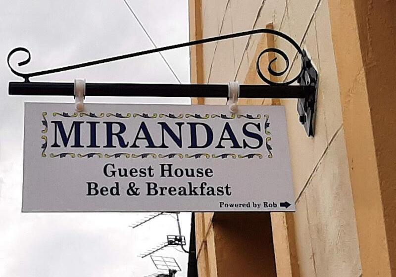 پانسیون Mirandas Guest House