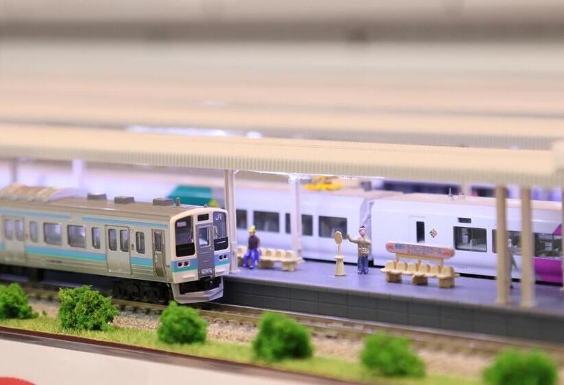 ペンション Tetsu No Ya Guesthouse For Railfans