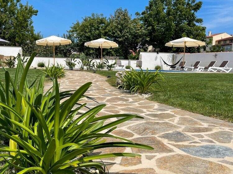 膳宿费 Villa Galicia