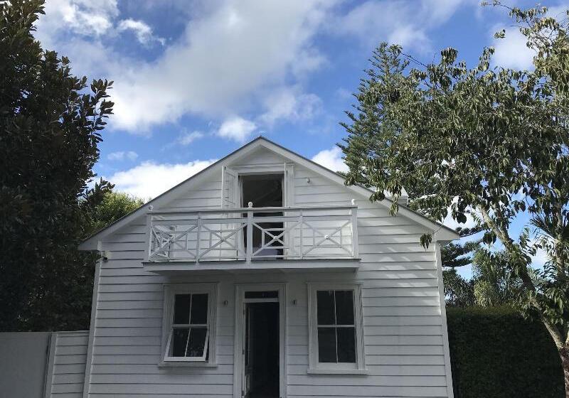 펜션 Western Springs Villa To Auckland Central Heritage Villa