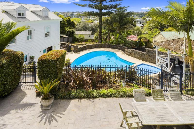 펜션 Western Springs Villa To Auckland Central Heritage Villa