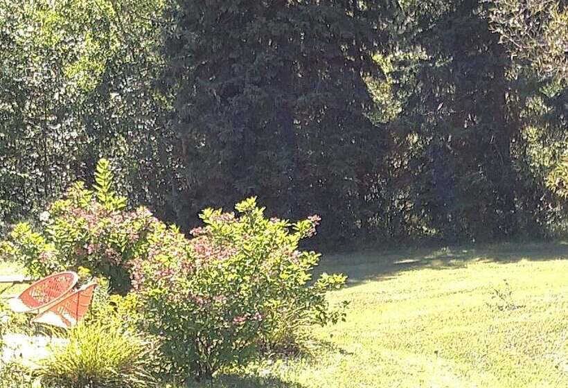 فندق صغير Auberge Pique Nique