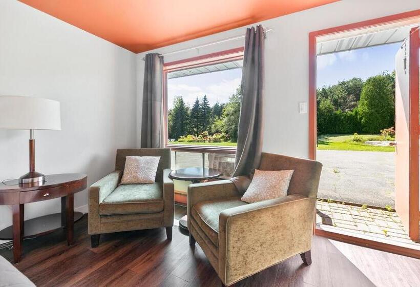 فندق صغير Auberge Pique Nique