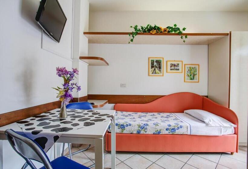 Ancora Hotel & Residence