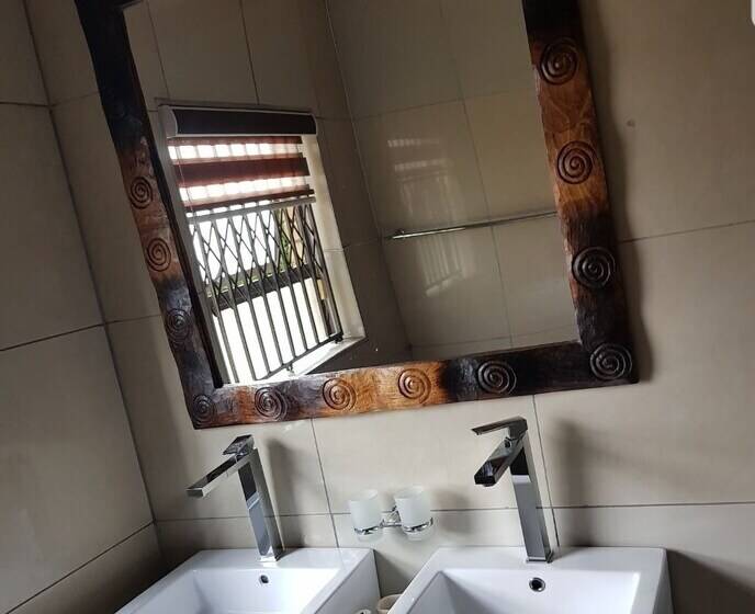 민박 Kwantulindawo Guesthouse Newcastle