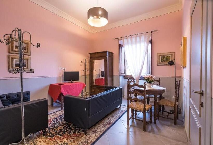 ホテル Albergo Casentino