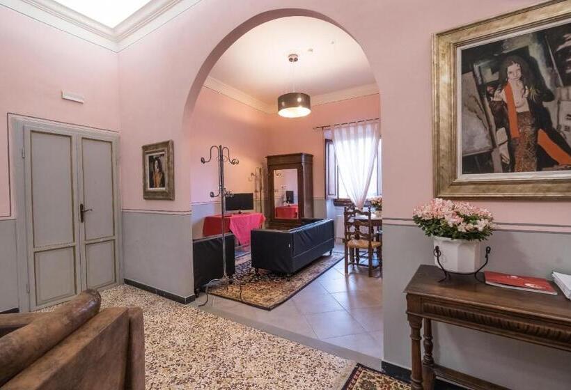 ホテル Albergo Casentino