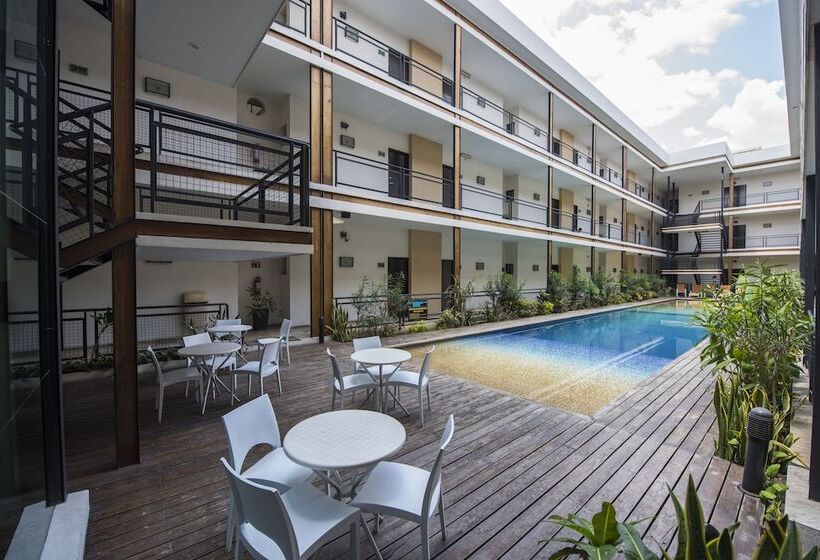 هتل Andiroba Palace