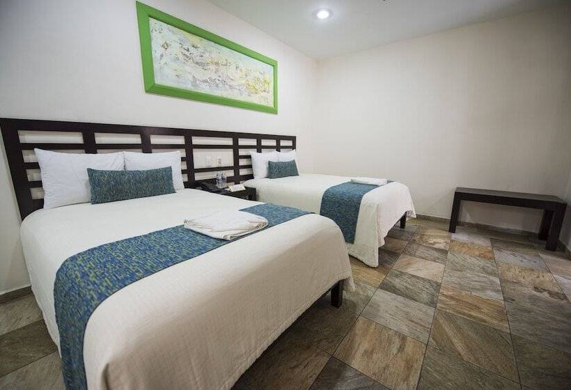 هتل Andiroba Palace