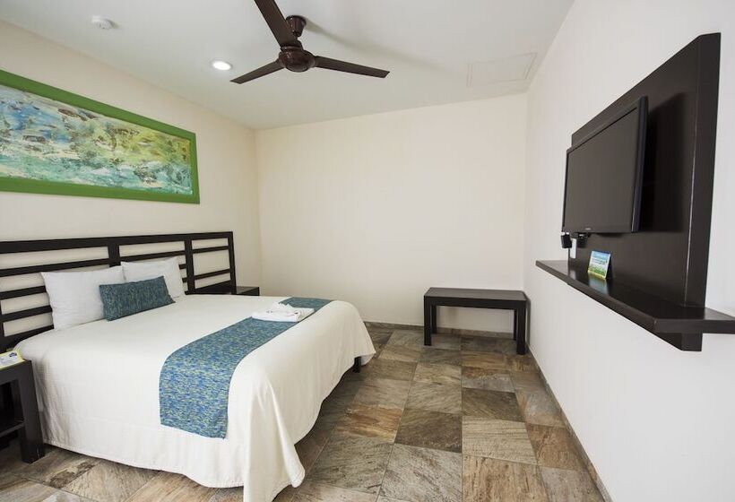 هتل Andiroba Palace