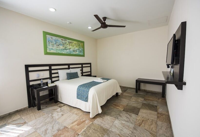 هتل Andiroba Palace