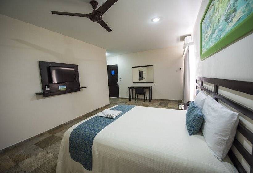 هتل Andiroba Palace