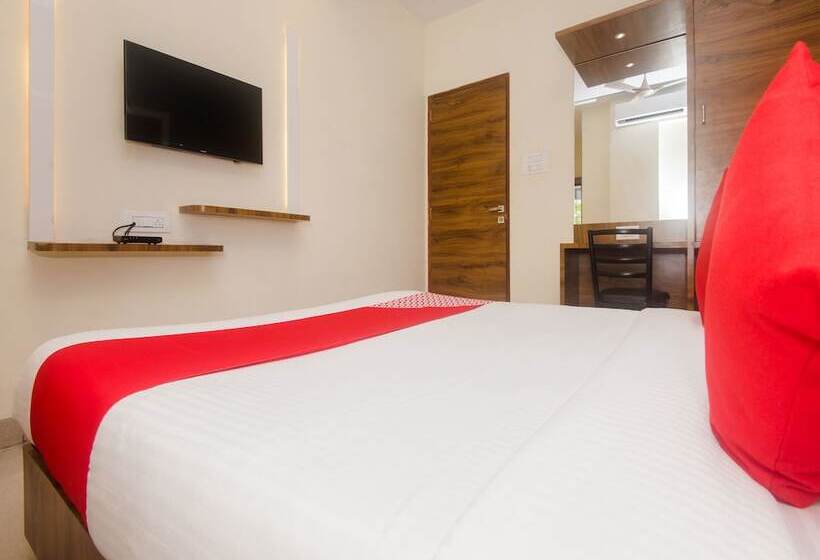 酒店 Oyo 17338 Shree Krishna Paradise