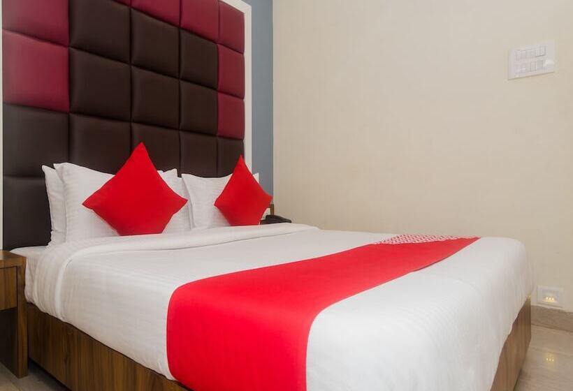 酒店 Oyo 17338 Shree Krishna Paradise