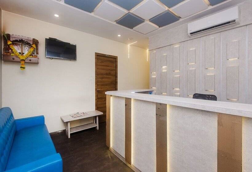 酒店 Oyo 17338 Shree Krishna Paradise