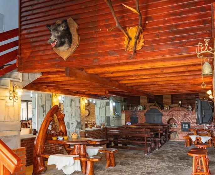 هتل Pastravaria Ursu