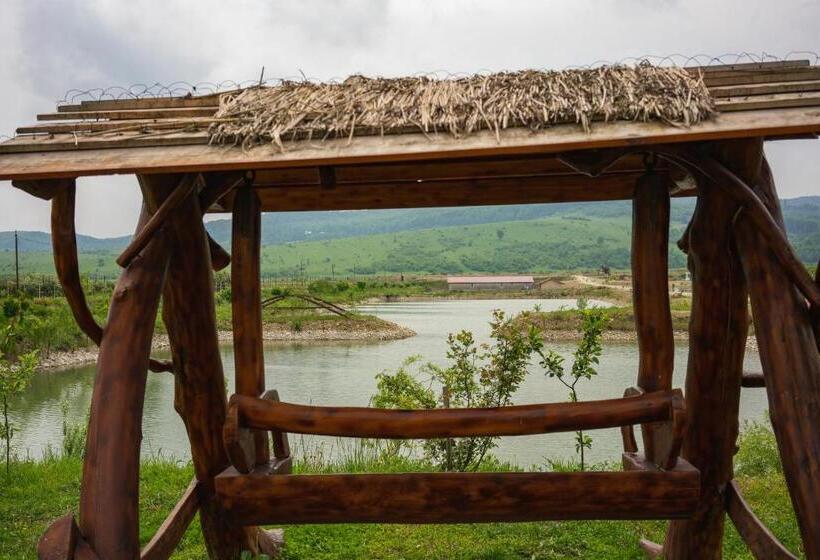 هتل Pastravaria Ursu