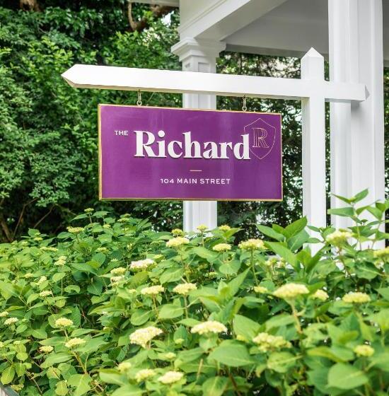 فندق The Richard, The Edgartown Collection