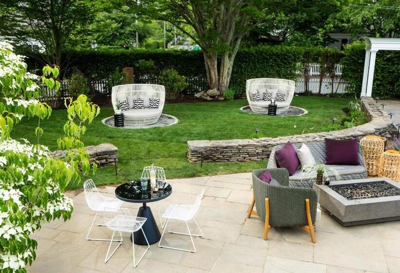 فندق The Richard, The Edgartown Collection