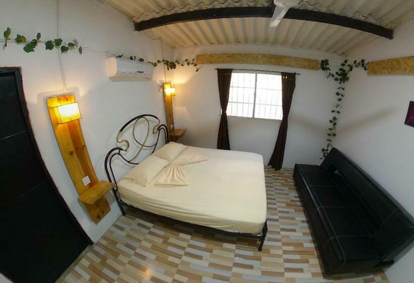 ペンション Akainoie