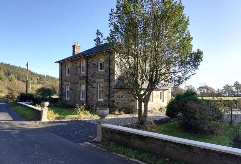 بنسيون Carradales Luxury Guest House