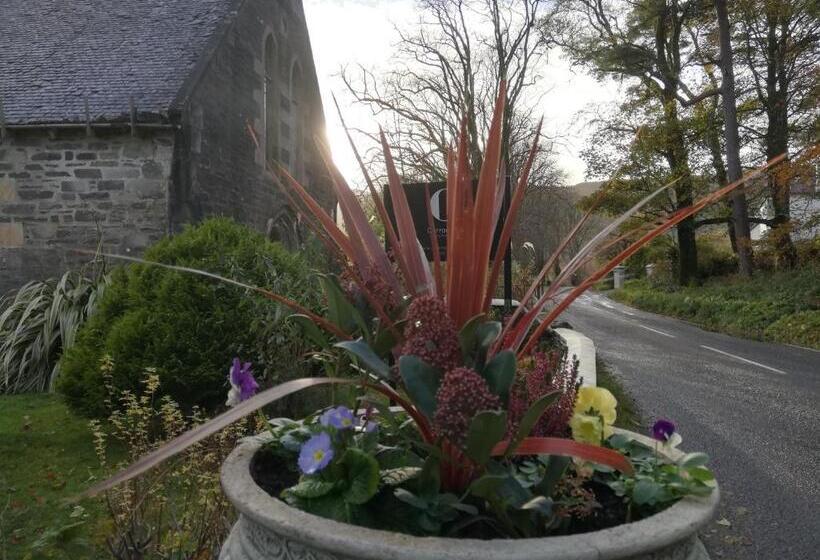 بنسيون Carradales Luxury Guest House