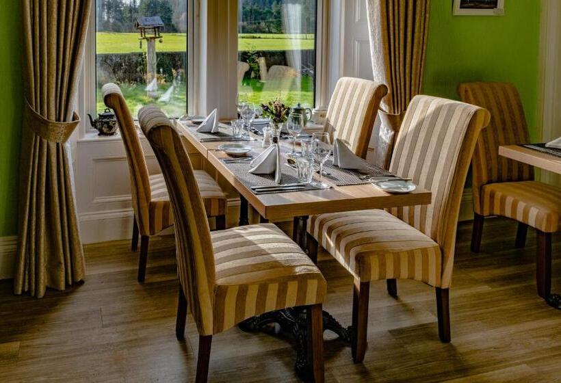 بنسيون Carradales Luxury Guest House