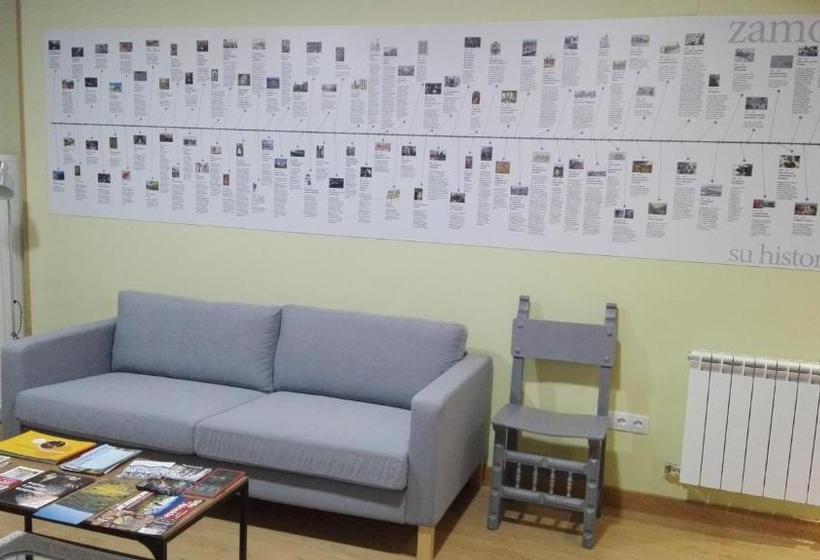 پانسیون Hostal Gemi