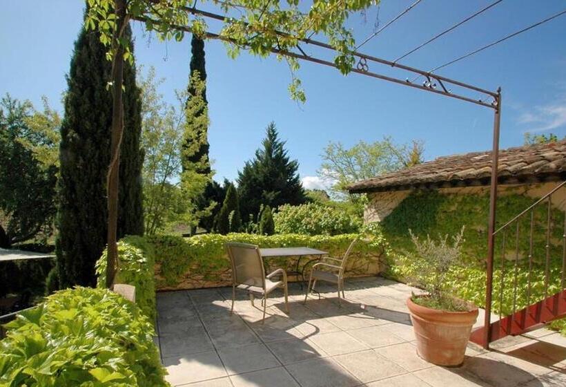 بنسيون La Tuilière En Luberon