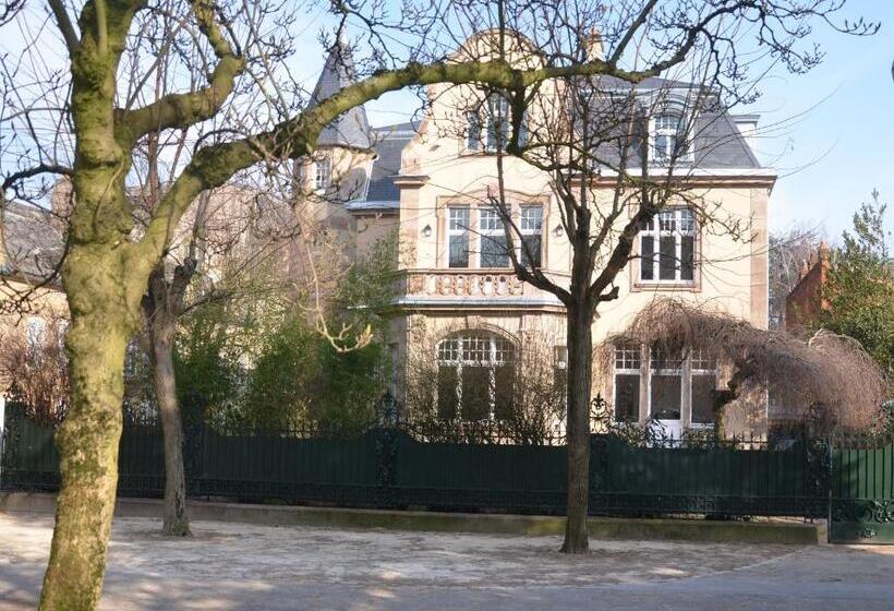 Пансион Villa Camoufle