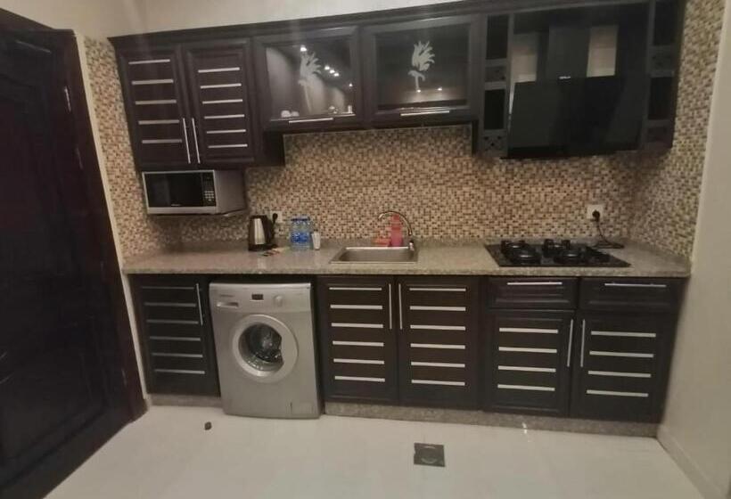 Al Ahlam Hotel Apartments