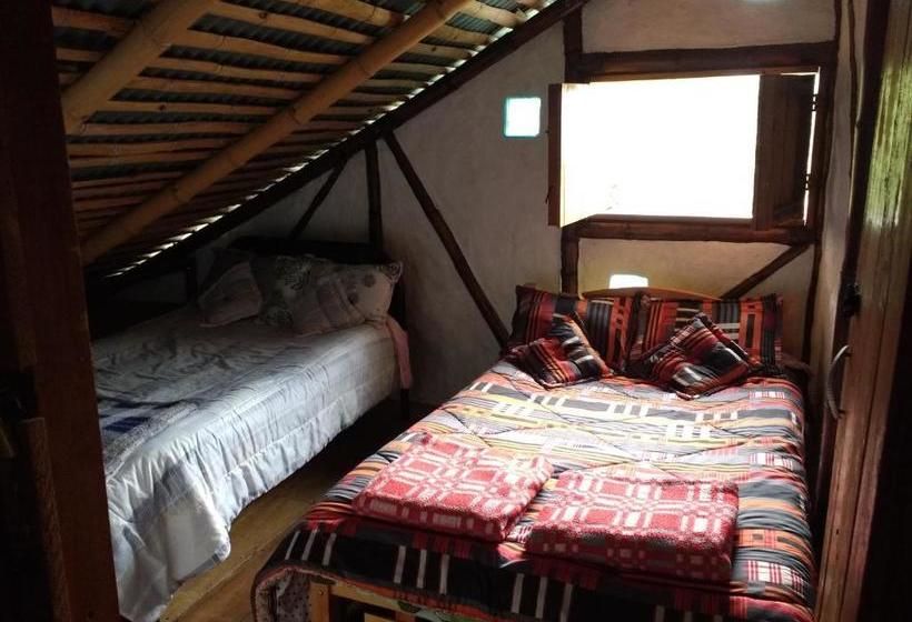 ユースホステル Casa Annunakis