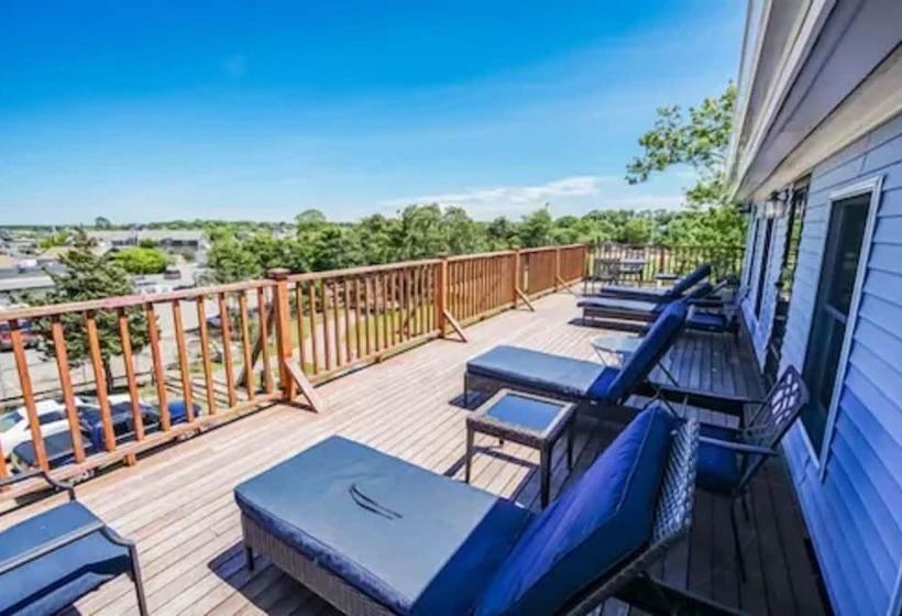 Harbor Landing Resort