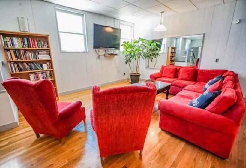 Harbor Landing Resort