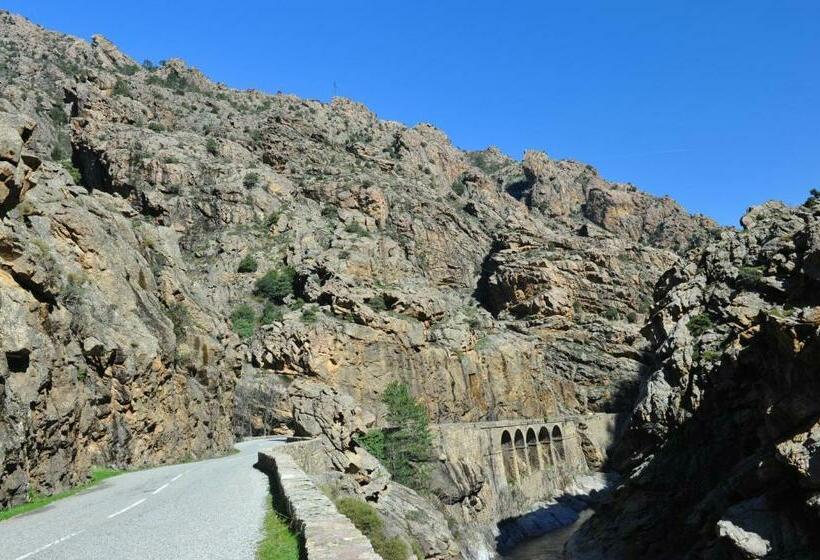 Отель Hôtel Castel De Vergio