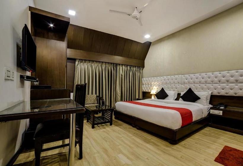 酒店 Capital O 10591 Ptl