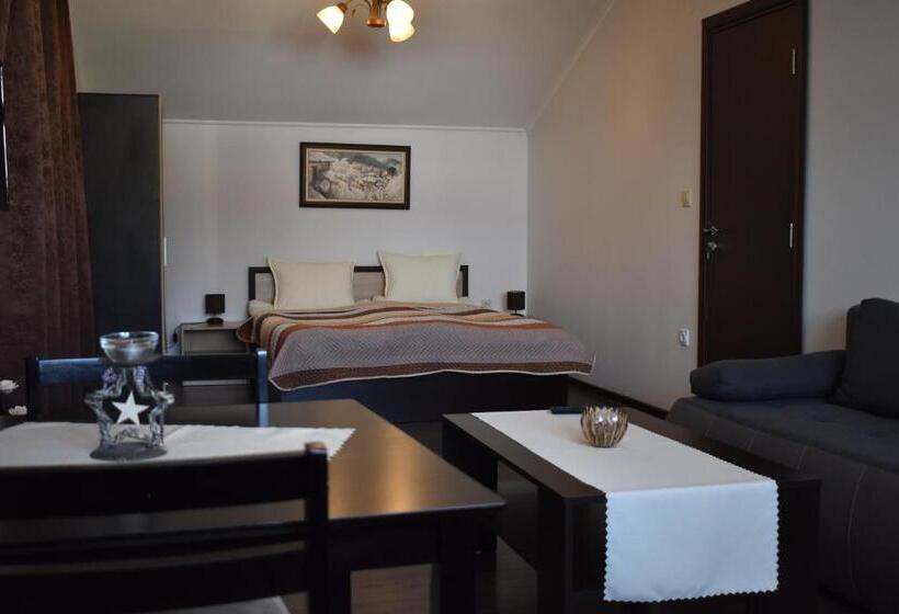 Пансион Bavaria House