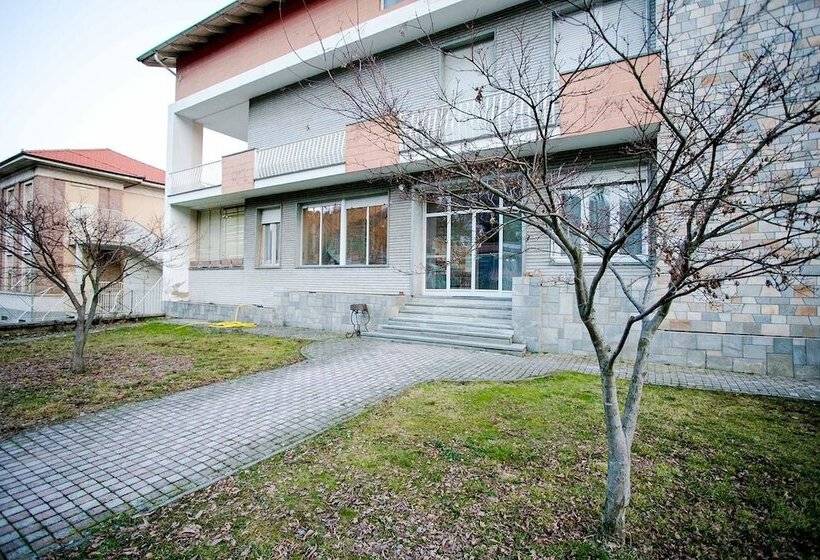 بنسيون Boulevard 900