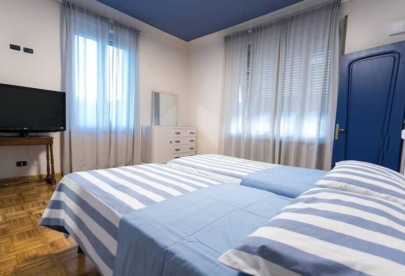 بنسيون Boulevard 900