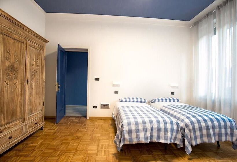 بنسيون Boulevard 900