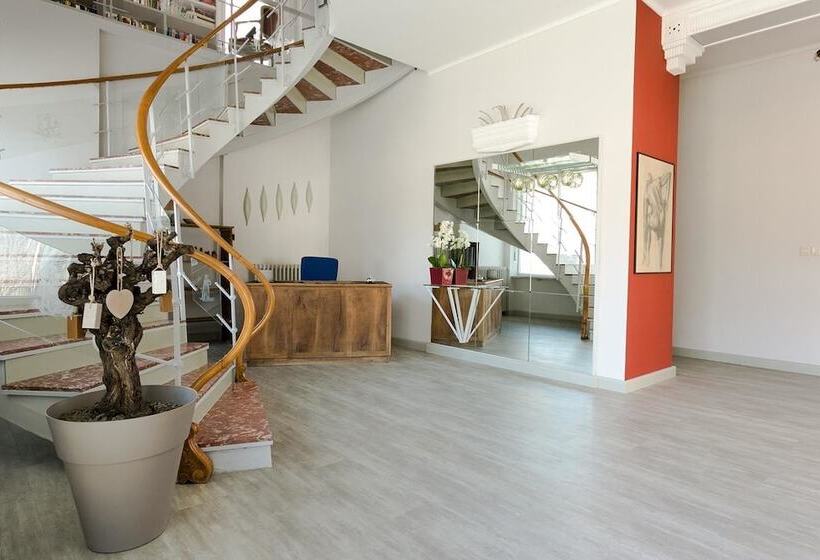 بنسيون Boulevard 900