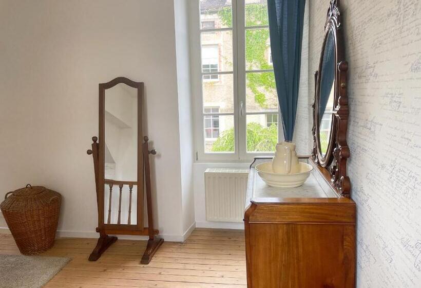 ペンション La Basse Cour