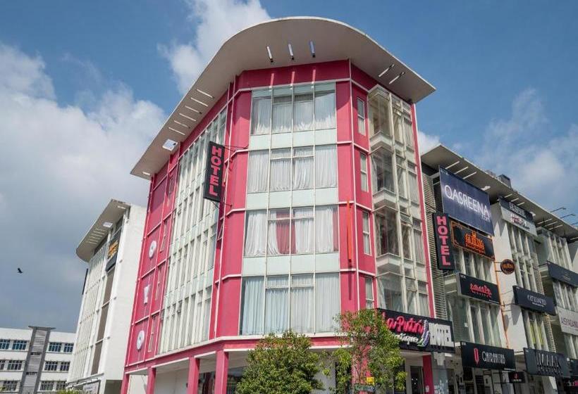 ホテル La Putri Boutique