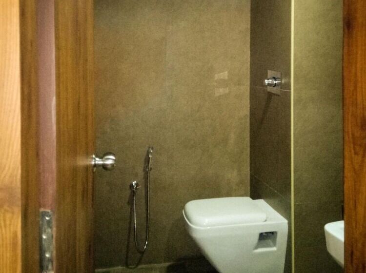 هتل Nexstay Crystal Residency