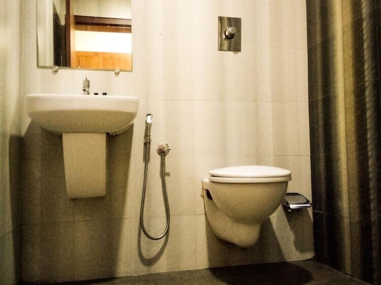 هتل Nexstay Crystal Residency